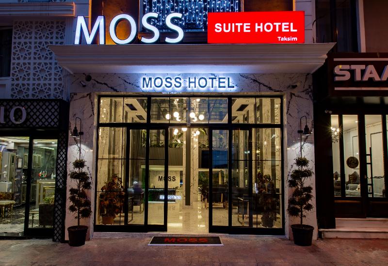Moss Suite Hotel