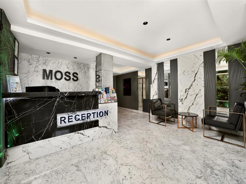 Moss Suite Hotel image