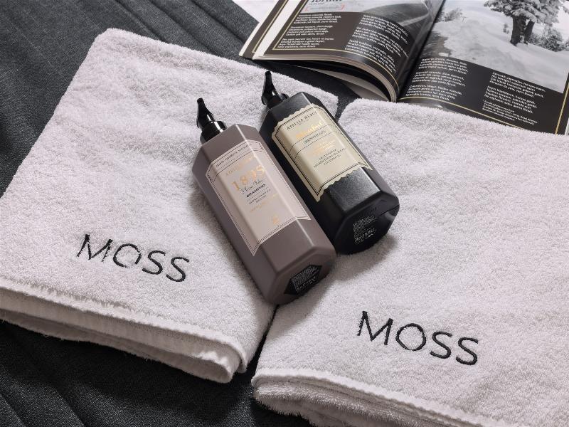 Moss Suite Hotel image