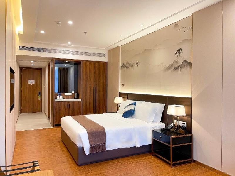 White Swan Guest House (Zhaoqing Hubin) image