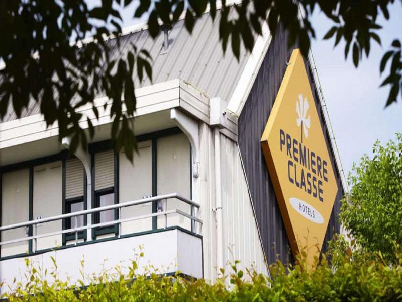 Premiere Classe Niort Est - La Creche image