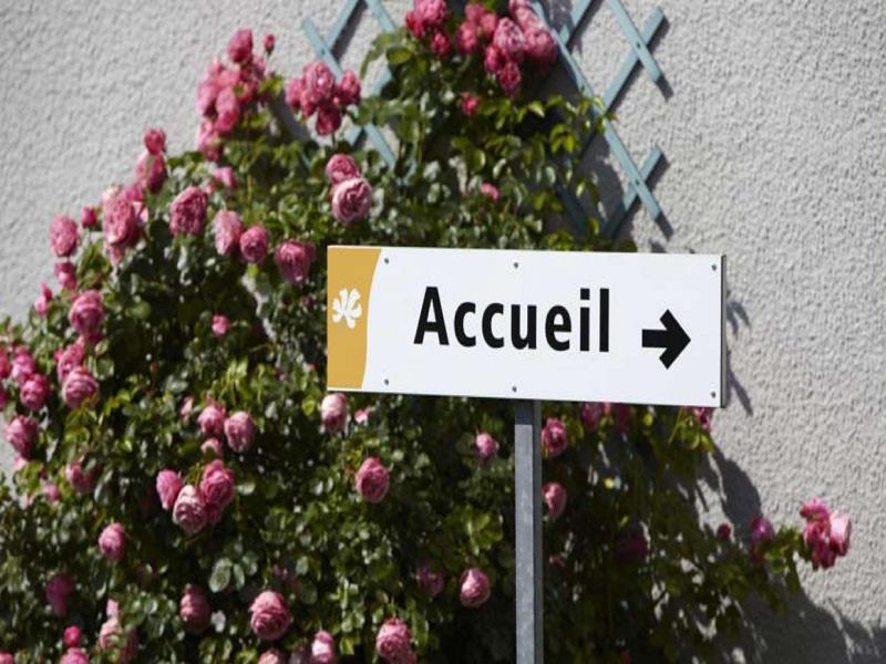 Premiere Classe Niort Est - La Creche image