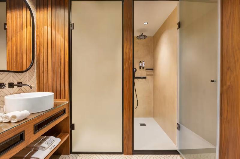 Fontinha Porto A Trademark Collection By Wyndham image