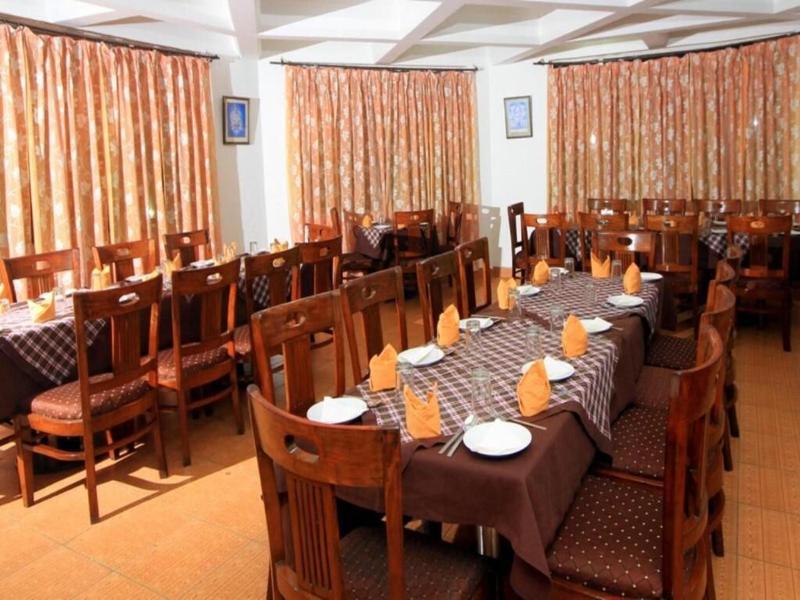Anand Palace Hotel image