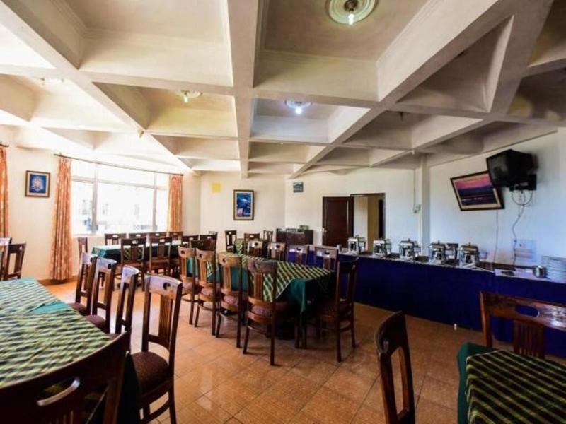 Anand Palace Hotel image