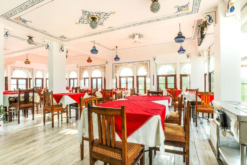 Hotel Pichola Haveli image
