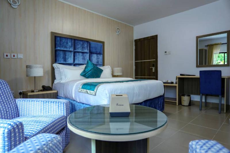 Riviera Suite 2