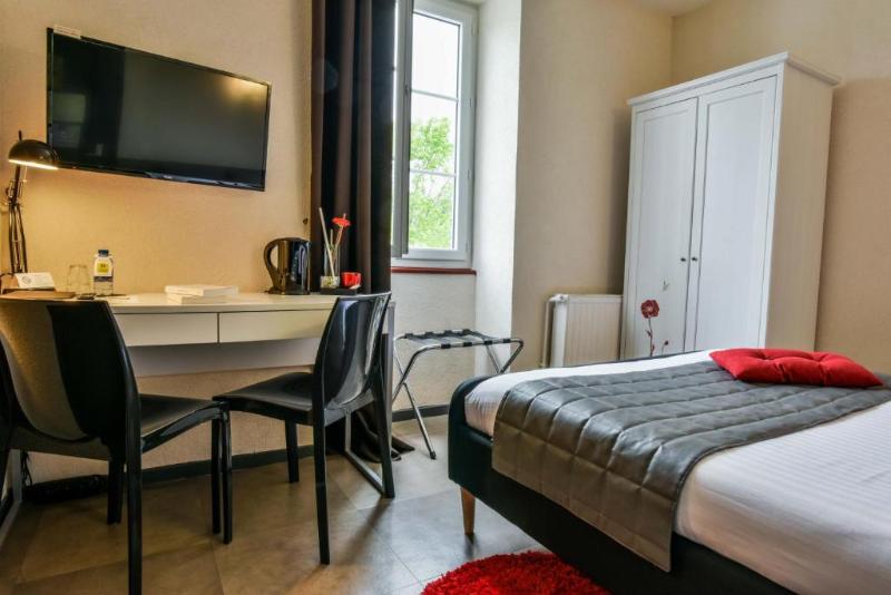 Logis Auberge L'estanquet image