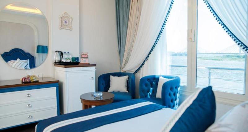 Nile Transport Hotel image