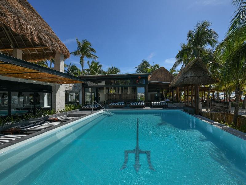 Casa Del Jaguar image