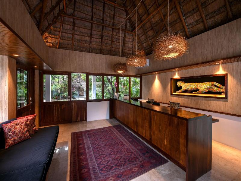 Casa Del Jaguar image