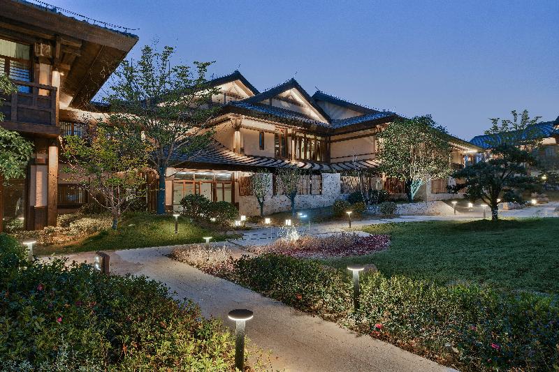 Blossom Hill Hotel Nanjing Lishui image
