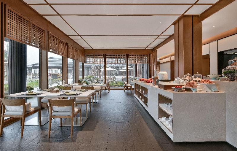 Blossom Hill Hotel Nanjing Lishui image