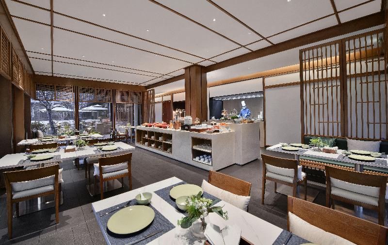 Blossom Hill Hotel Nanjing Lishui image
