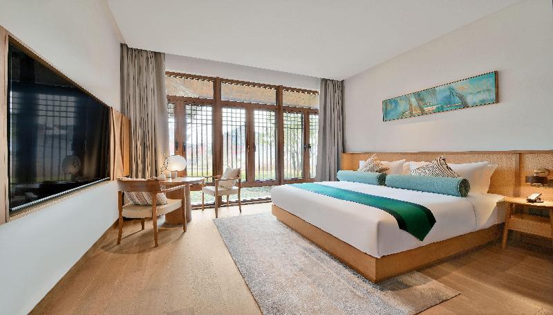 Blossom Hill Hotel Nanjing Lishui image