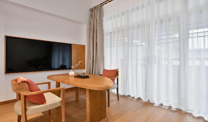 Blossom Hill Hotel Nanjing Lishui image