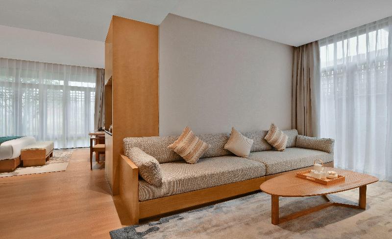 Blossom Hill Hotel Nanjing Lishui image