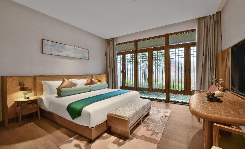 Blossom Hill Hotel Nanjing Lishui image