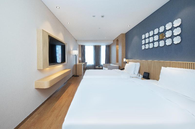Crystal Orange Hotel Shanghai The Bund Yu Garden image