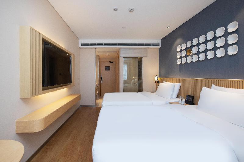 Crystal Orange Hotel Shanghai The Bund Yu Garden image