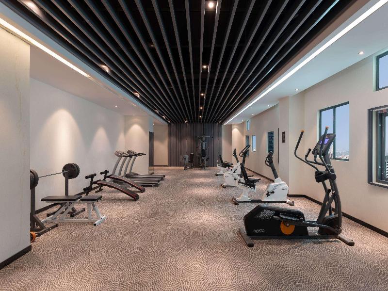 Crystal Orange Hotel Zhenjiang Logistics Building image