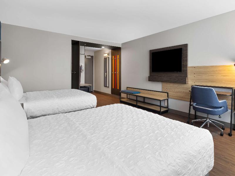 Tru By Hilton Wisconsin Dells image