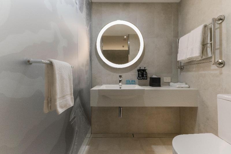Holiday Inn Hotel & Suites Sunshine Coast by IHG image
