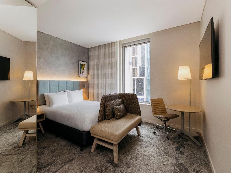 Holiday Inn Hotel & Suites Sunshine Coast by IHG image