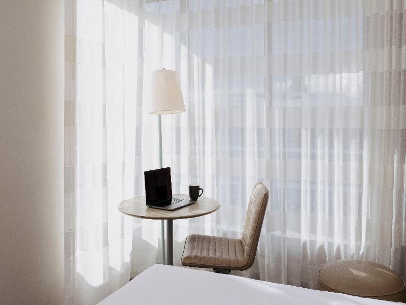 Holiday Inn Hotel & Suites Sunshine Coast by IHG image