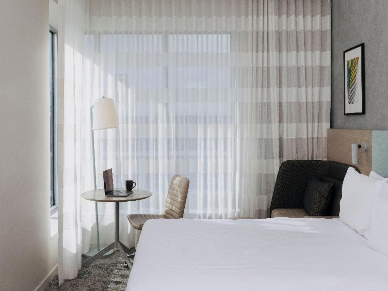 Holiday Inn Hotel & Suites Sunshine Coast by IHG image