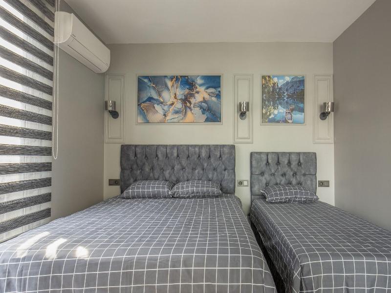 Beyoglu Huzur Suites image