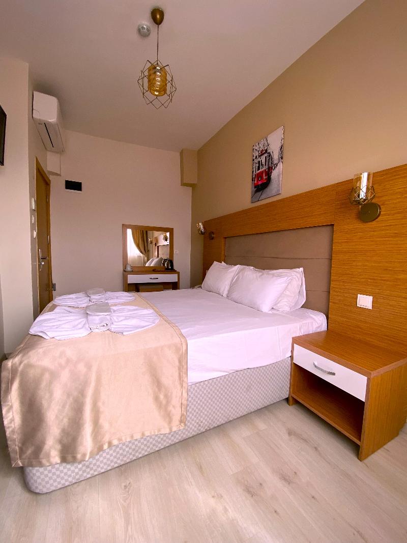 Zeyn Hotel Istanbul image