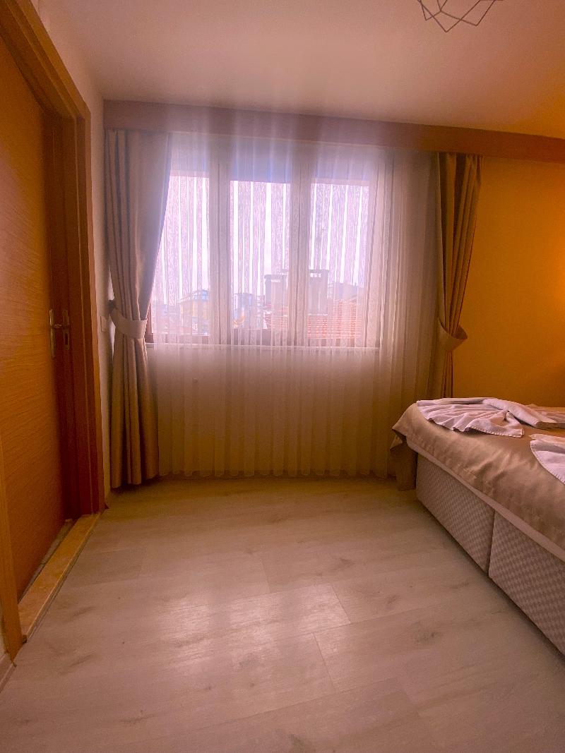 Zeyn Hotel Istanbul image