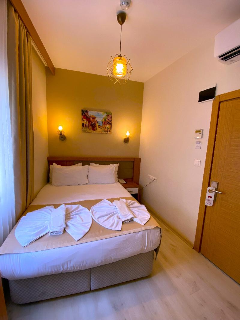 Zeyn Hotel Istanbul image