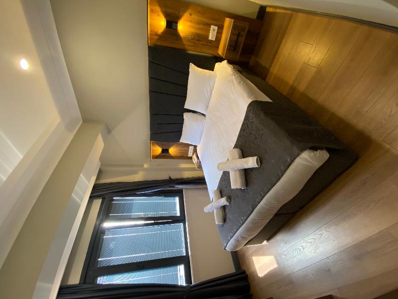 Zeyn Hotel Istanbul image