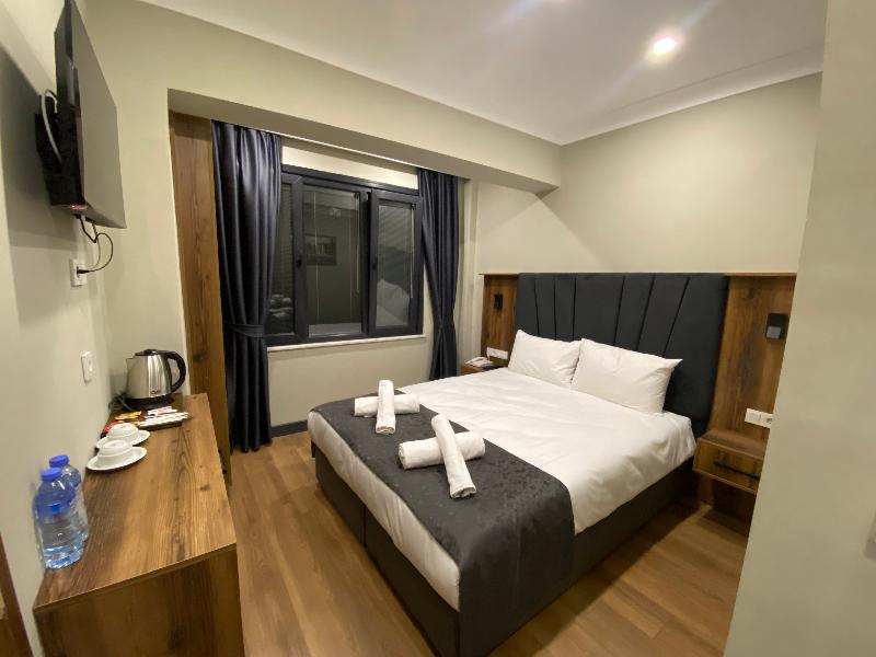 Zeyn Hotel Istanbul image
