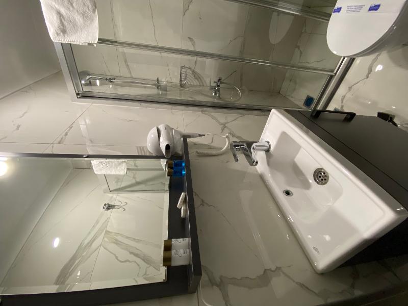 Zeyn Hotel Istanbul image