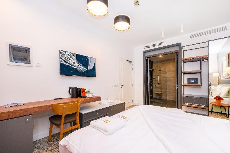 Battistini Boutique Living Hotel And Spa 4