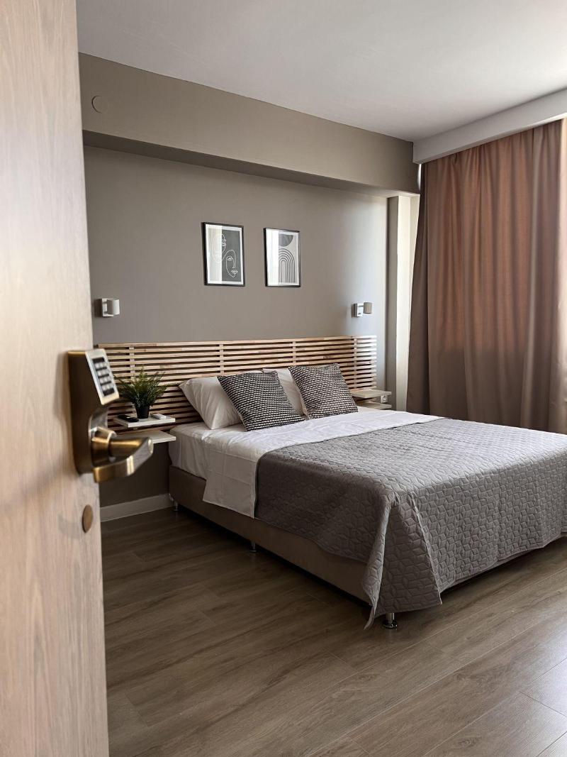 Luxor Premium Suites image