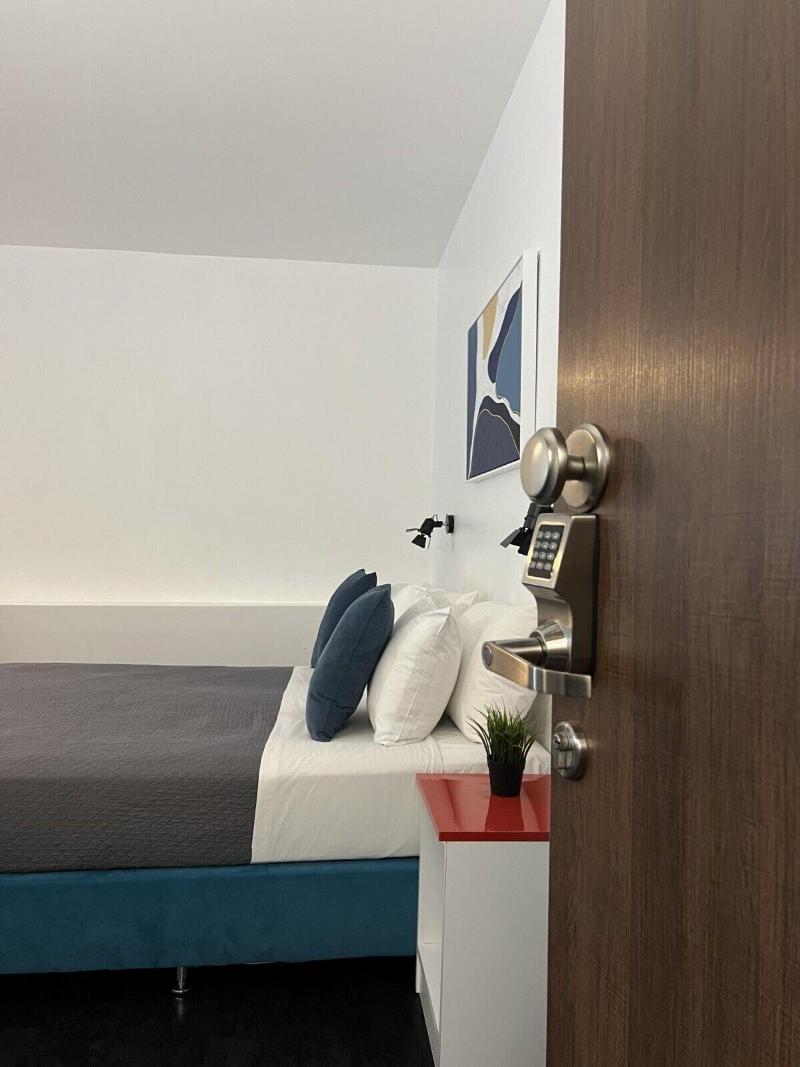 Luxor Premium Suites image