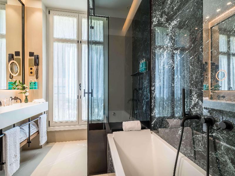 Palacio Gran Via, A Royal Hideaway Hotel image