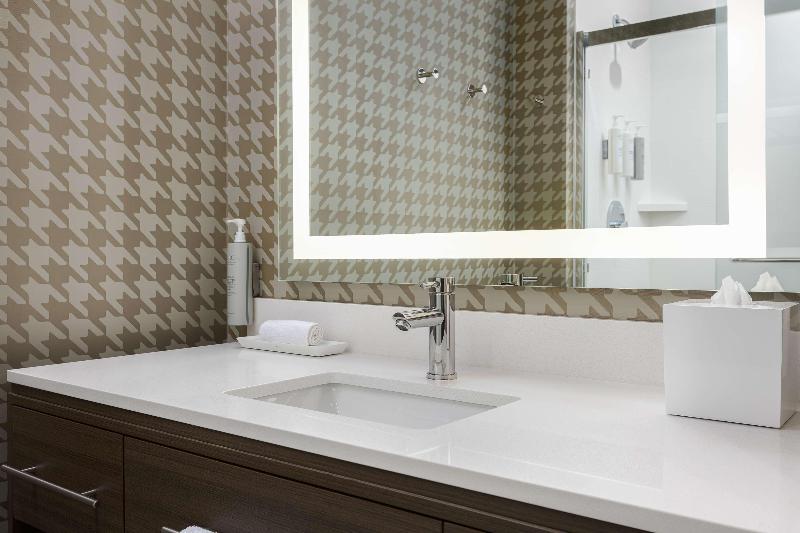 Home2 Suites By Hilton Boston Franklin image