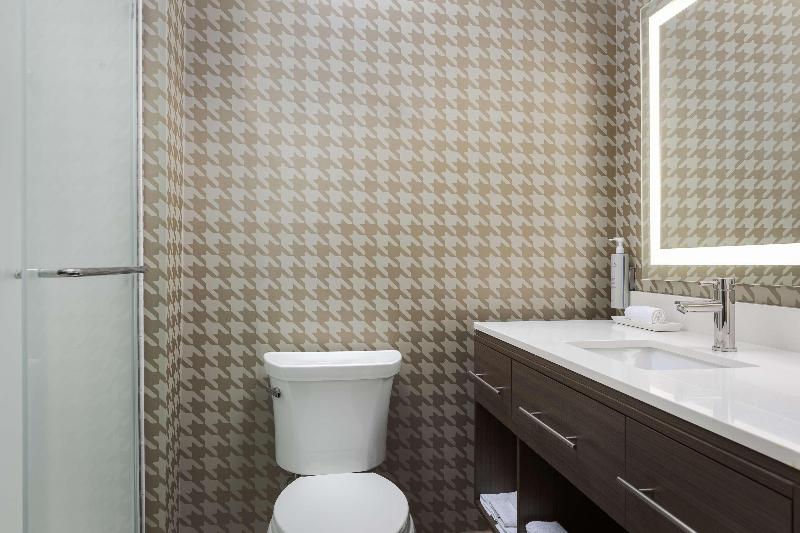 Home2 Suites By Hilton Boston Franklin image