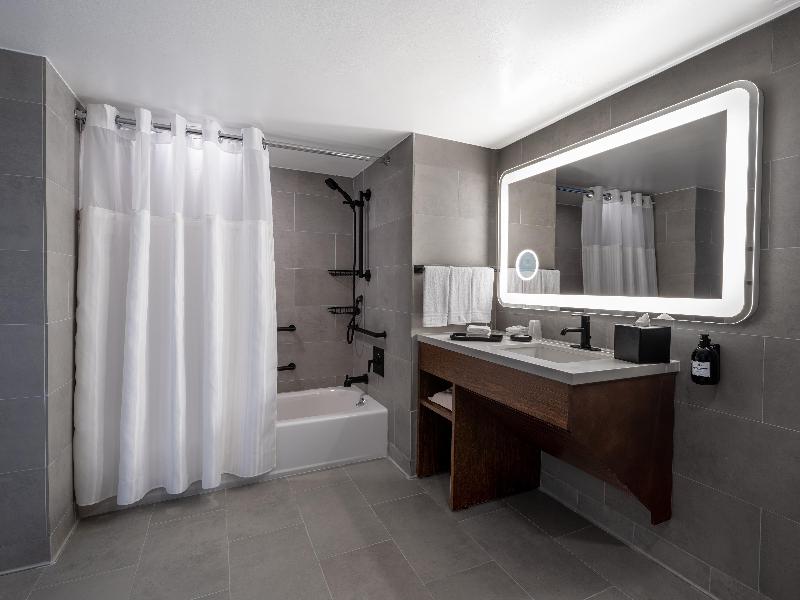 Hilton Garden Inn San Juan Condado image