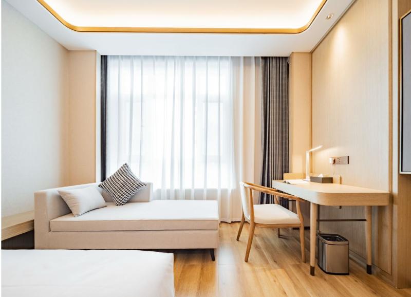 Grand Madison Hotel Jiaguguan image
