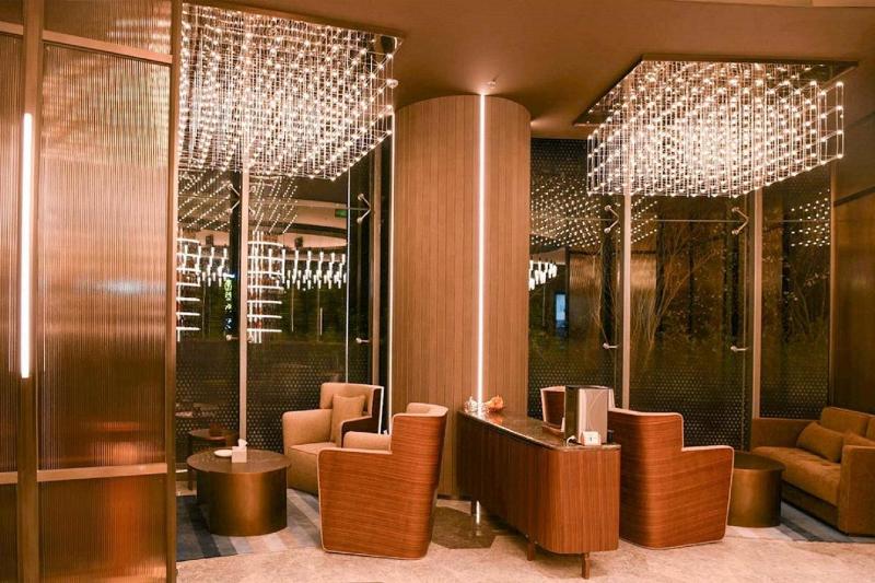 Lobby & Reception