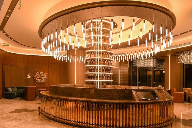 Lobby & Reception