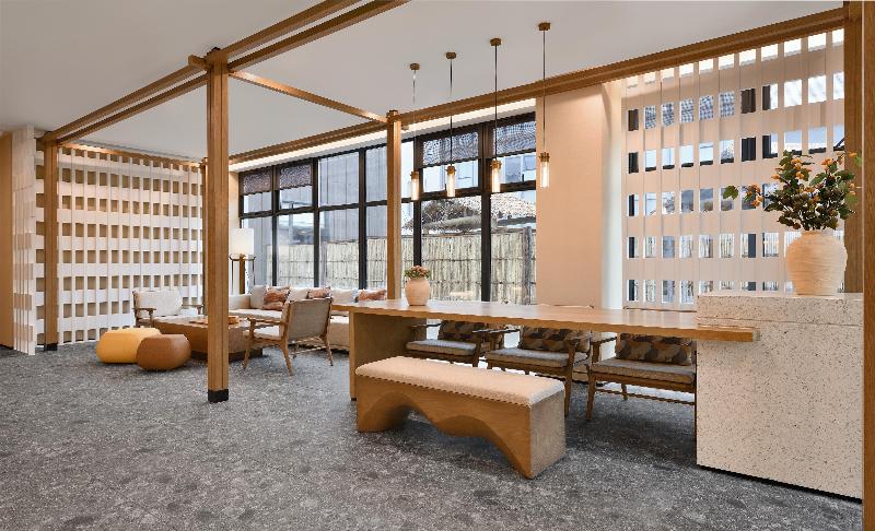 Lobby & Reception
