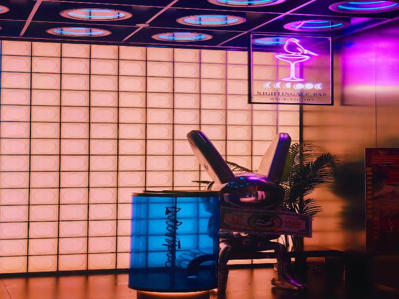 Intercity Hotel Shenzhen Futian Huanggang image