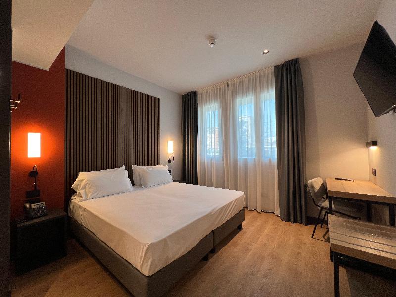 Hotel Leonessa image